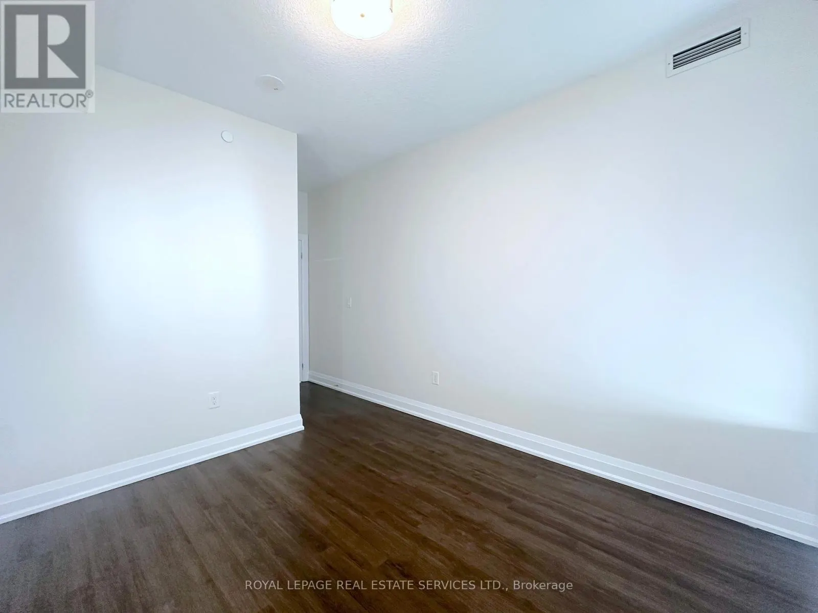 1009 - 2333 TAUNTON ROAD