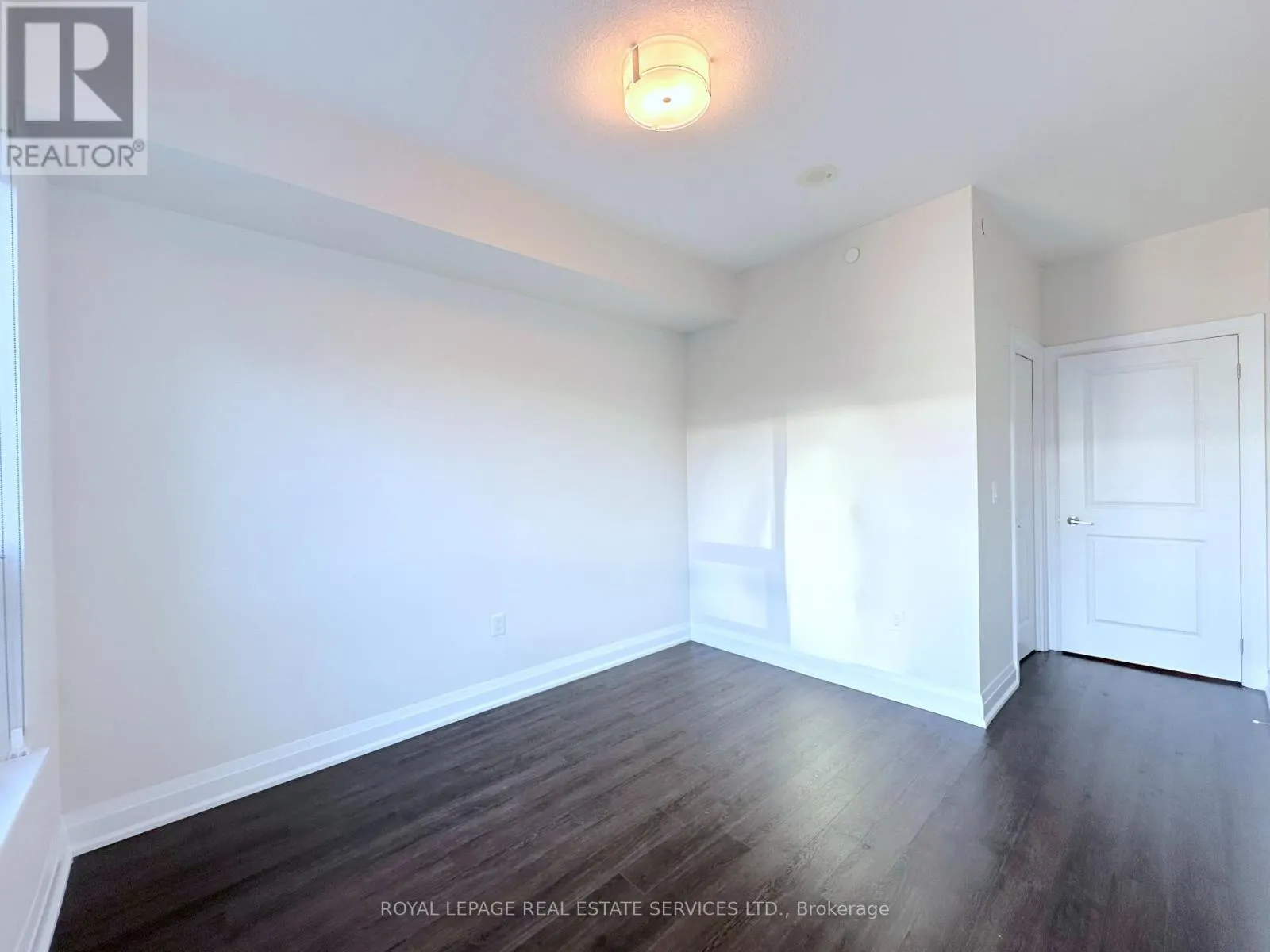 503 - 2333 TAUNTON ROAD