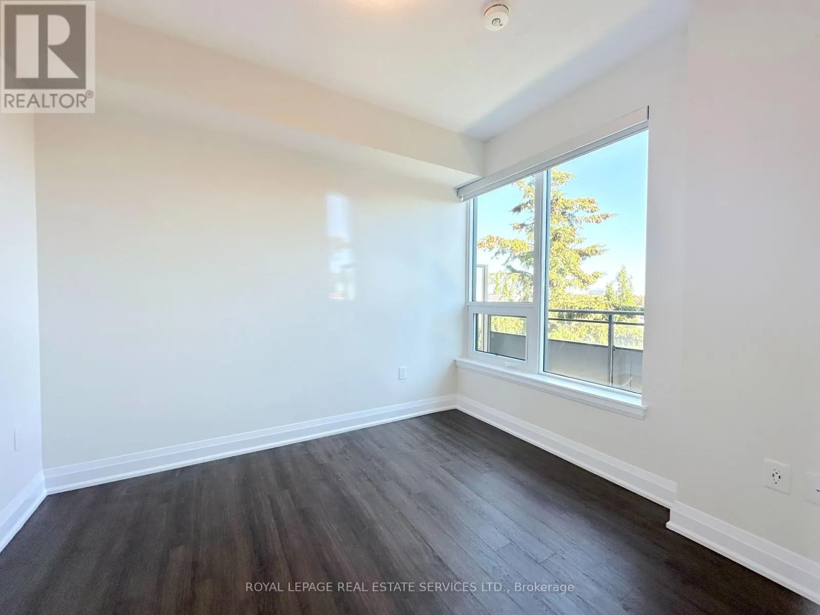 328 - 2333 TAUNTON ROAD