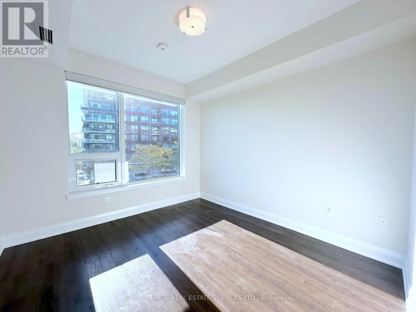 328 - 2333 TAUNTON ROAD