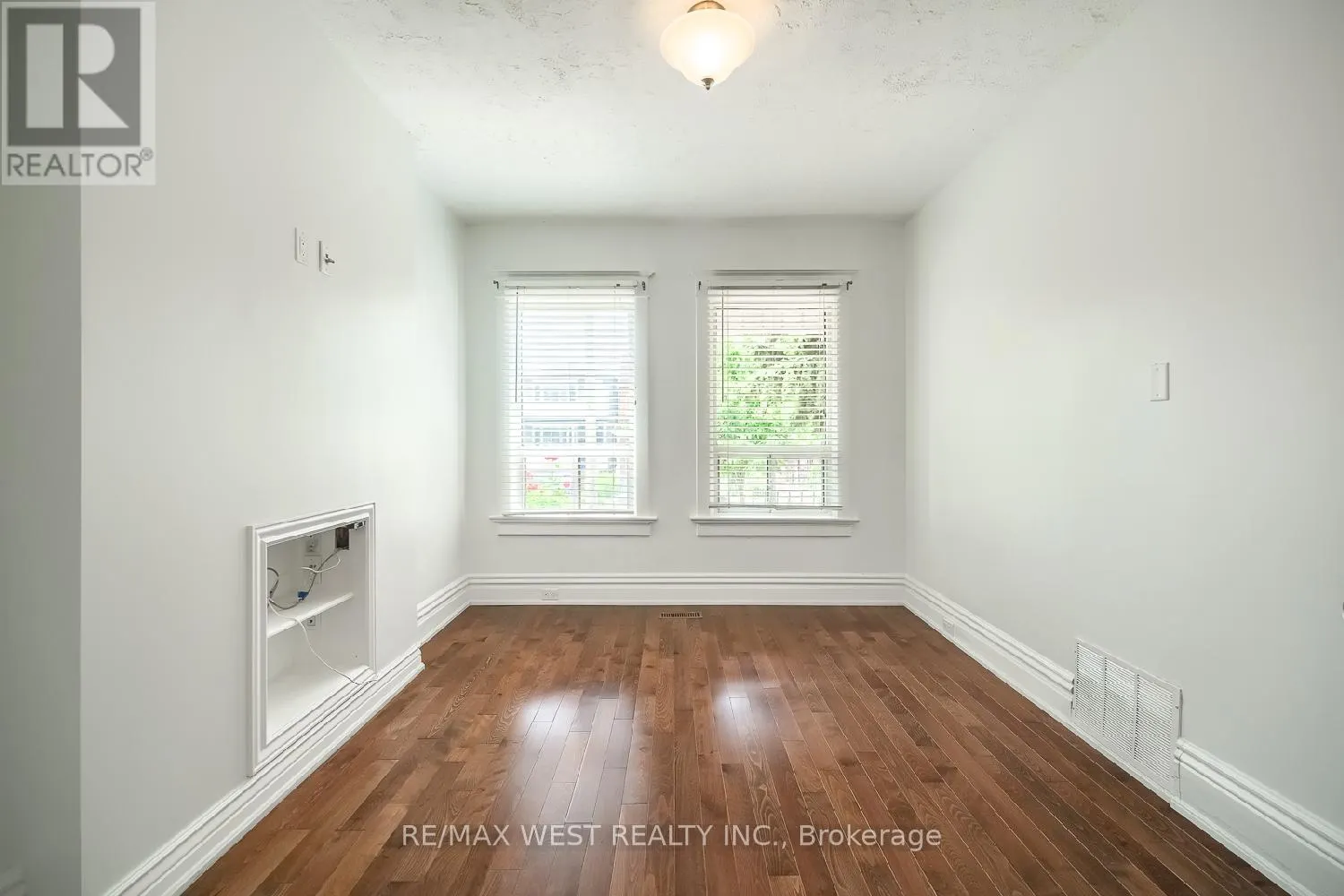 MAIN - 108 ARMSTRONG AVENUE