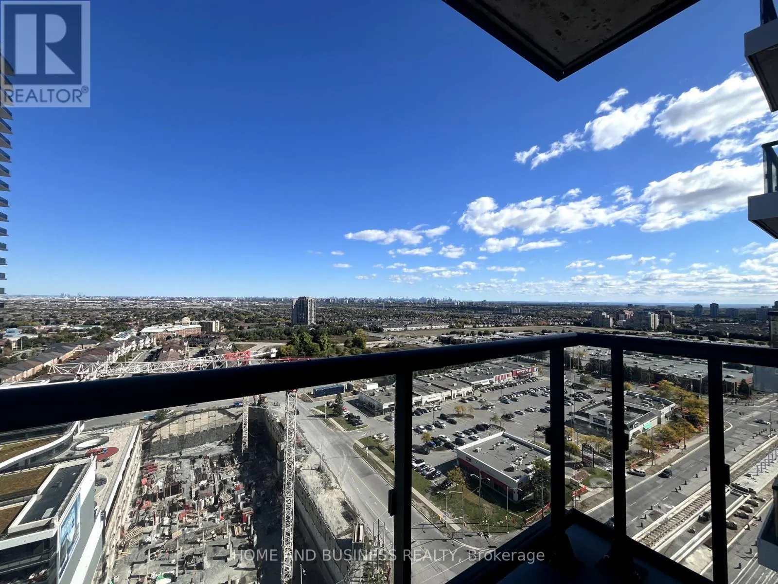 1809 - 15 WATERGARDEN DRIVE