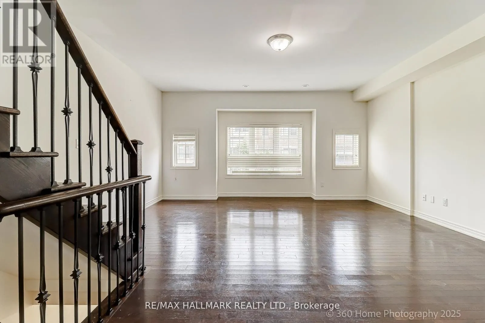 6 ASPEN HILLS ROAD