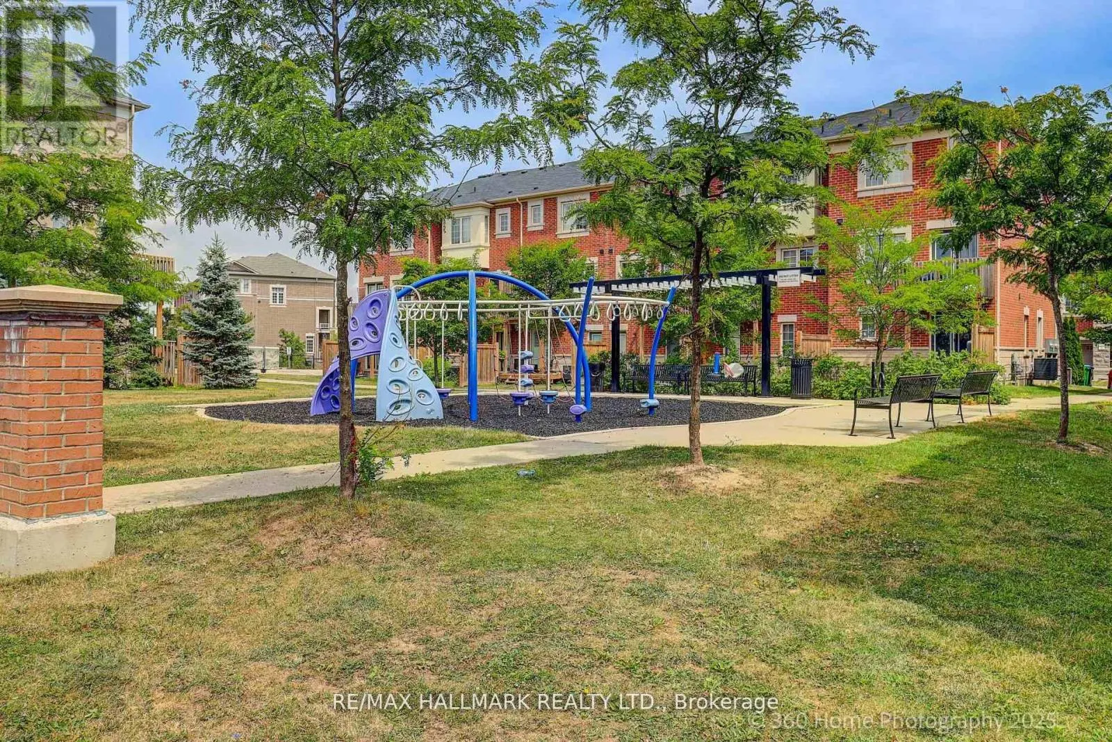 6 ASPEN HILLS ROAD