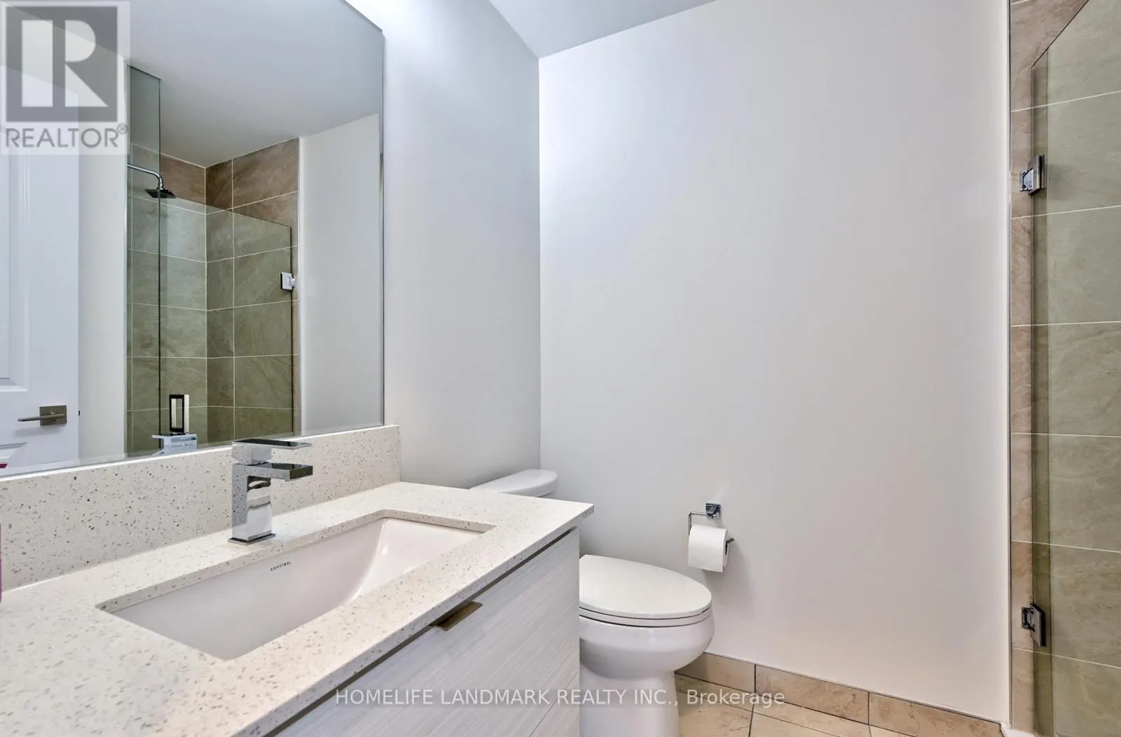 2109 - 36 ELM DRIVE W