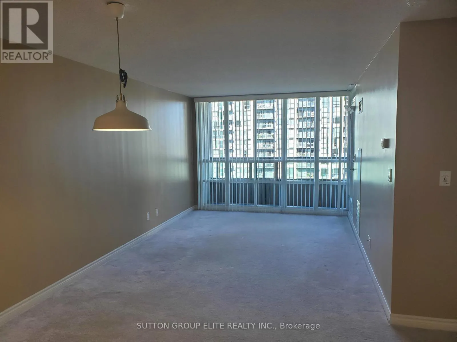 1902 - 335 RATHBURN ROAD W
