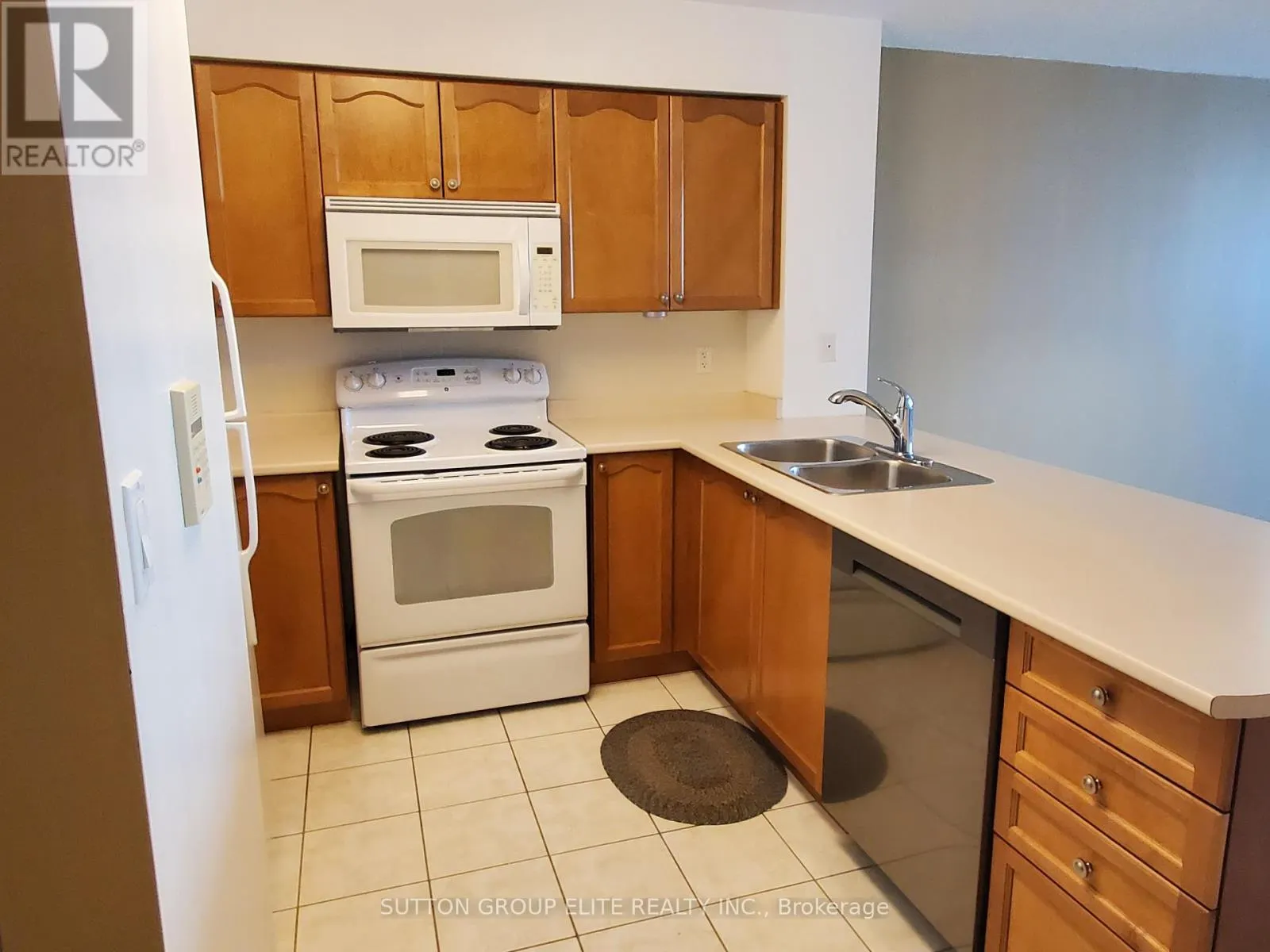 1902 - 335 RATHBURN ROAD W
