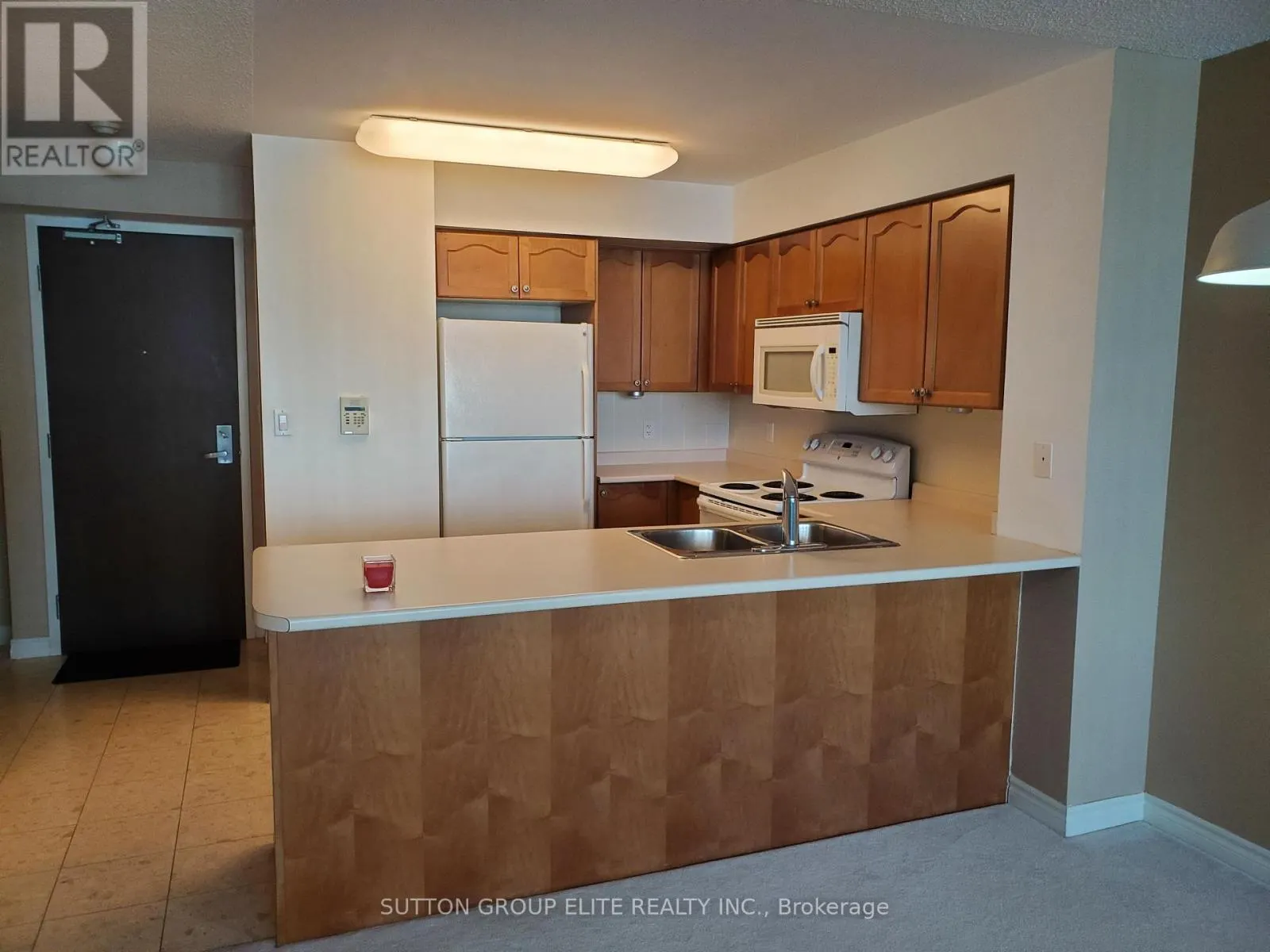 1902 - 335 RATHBURN ROAD W