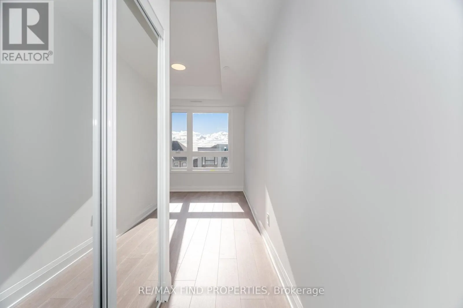 331 - 3250 CARDING MILL TRAIL N