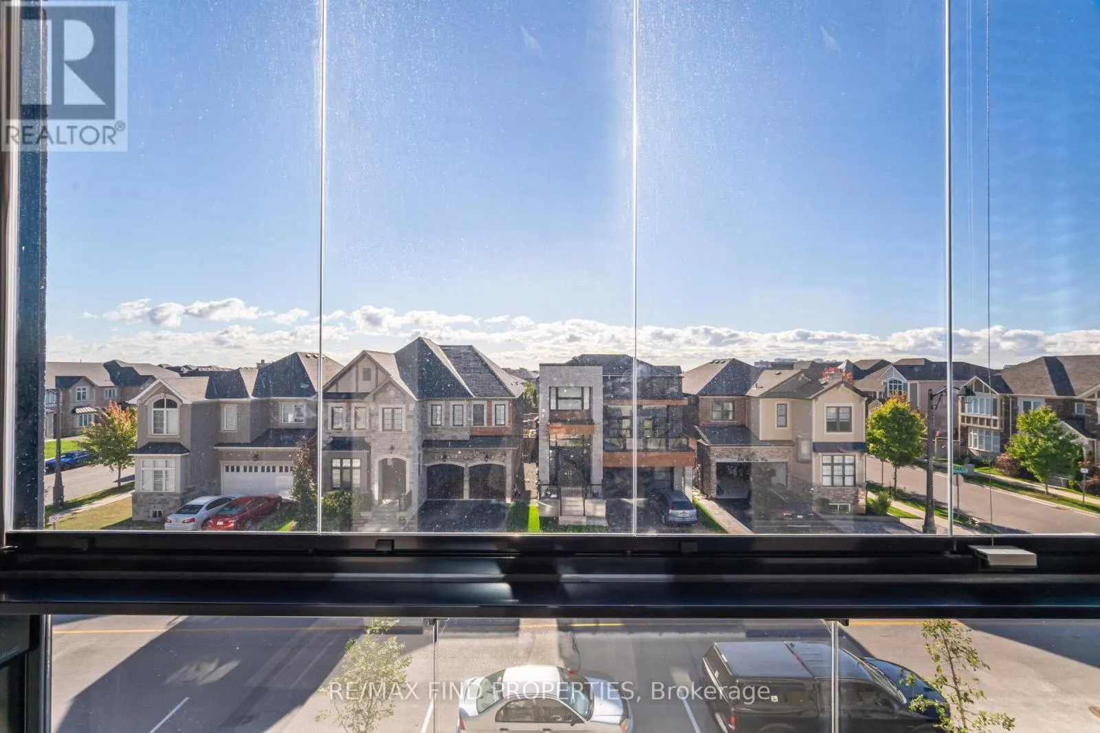 331 - 3250 CARDING MILL TRAIL N
