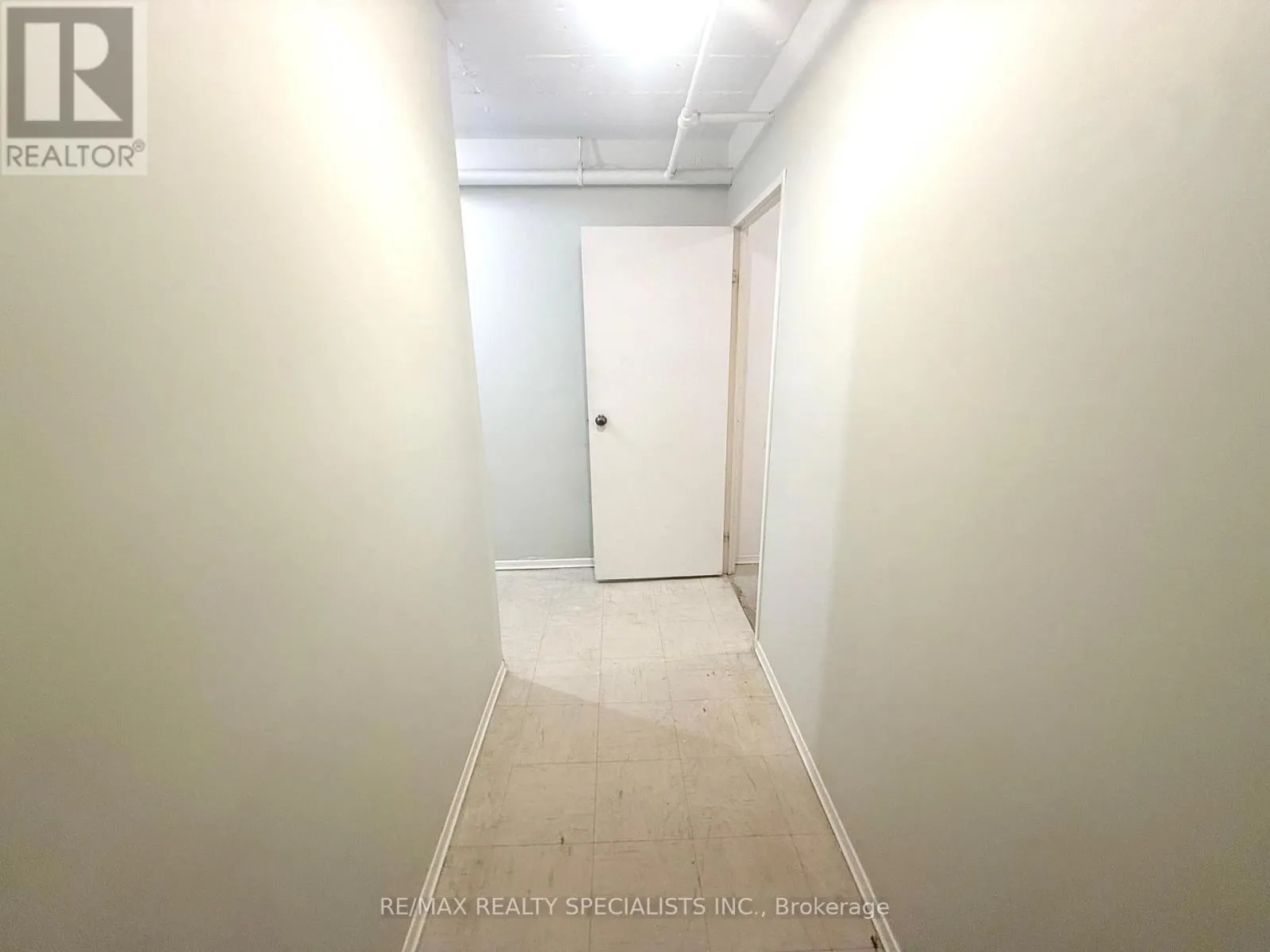 520 - 1000 CEDARGLEN GATE