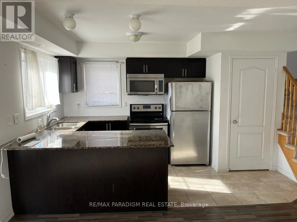 3 - 2488 POST ROAD N