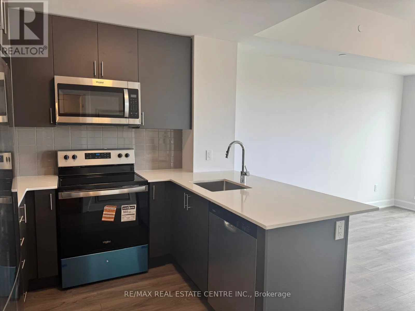 1211 - 3240 WILLIAM COLTSON AVENUE