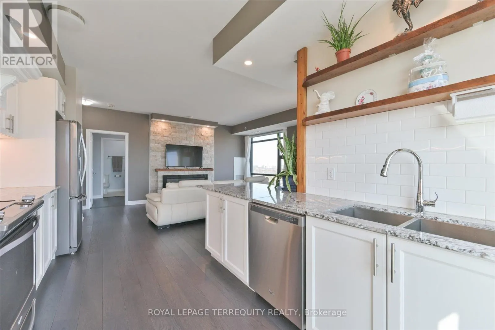 508 - 2522 KEELE STREET