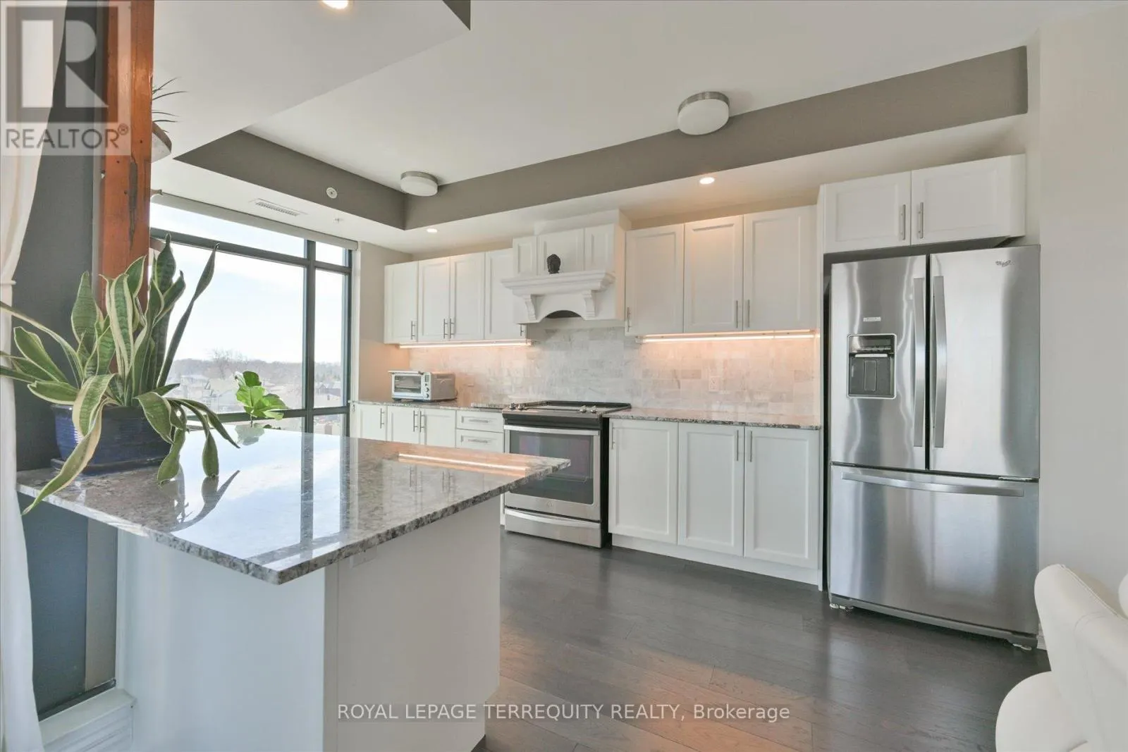 508 - 2522 KEELE STREET