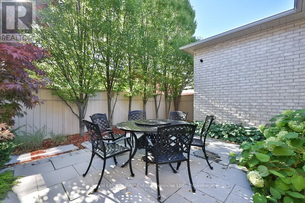 3294 ROBERT BROWN BOULEVARD
