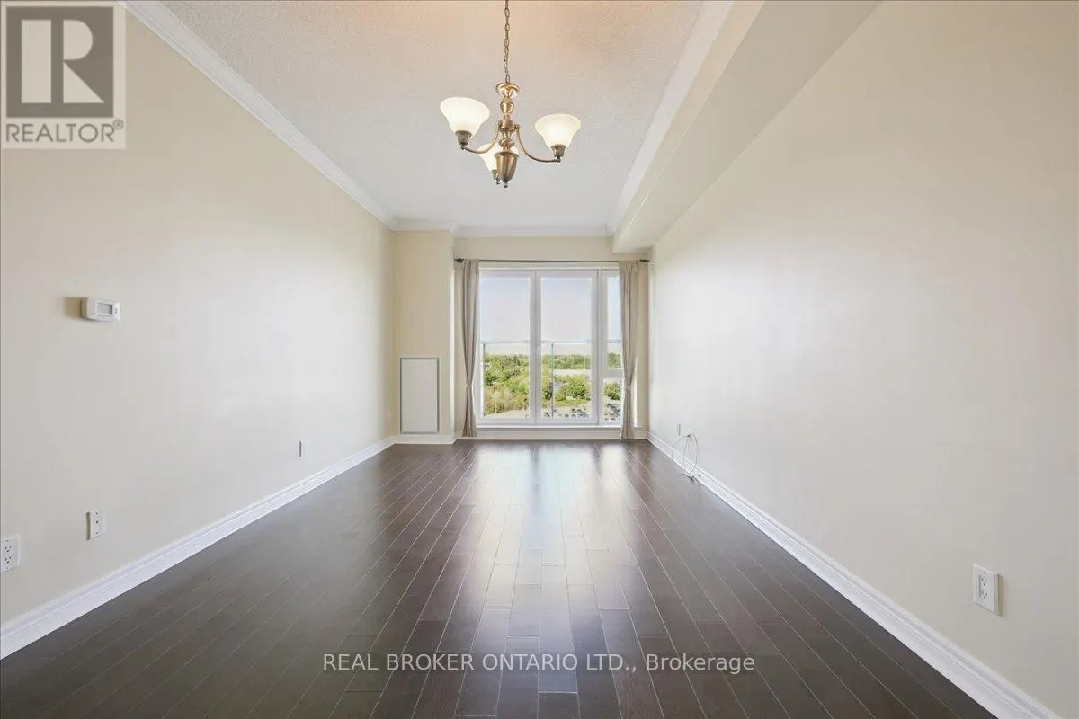 804 - 40 OLD MILL ROAD