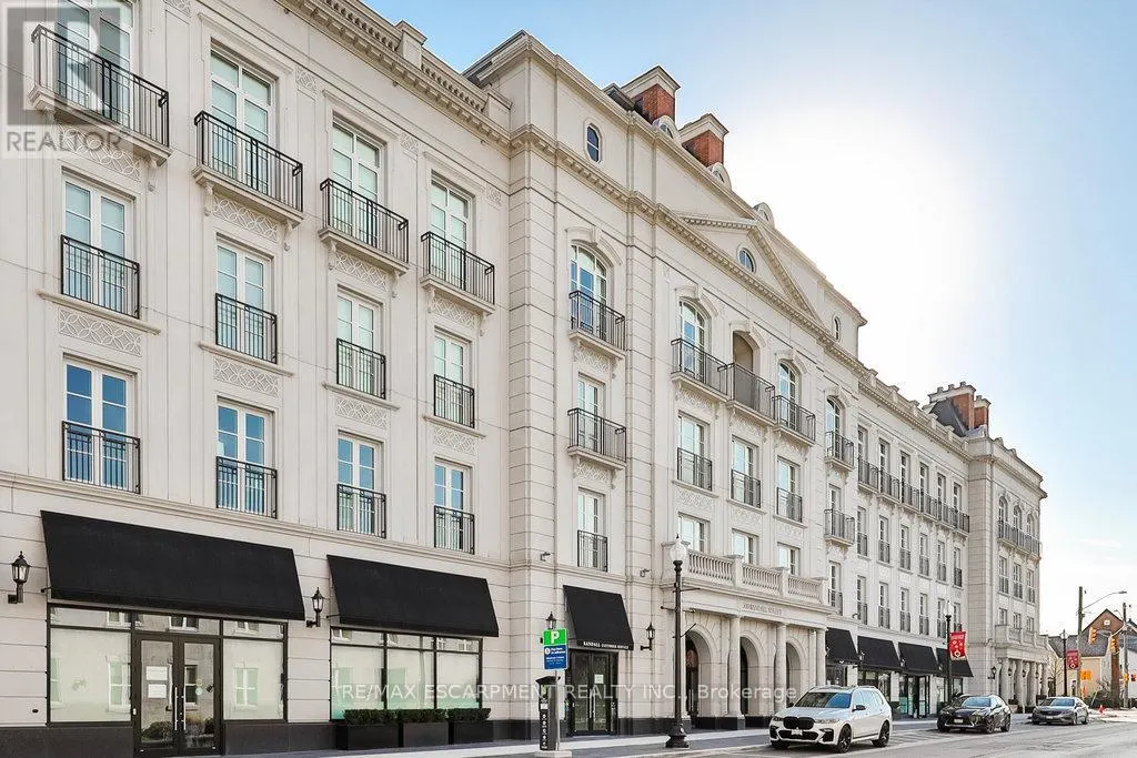 212 - 300 RANDALL STREET