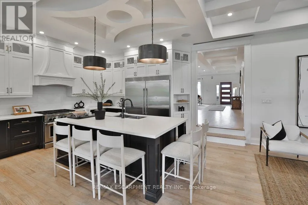 43 MISSISSAUGA ROAD S