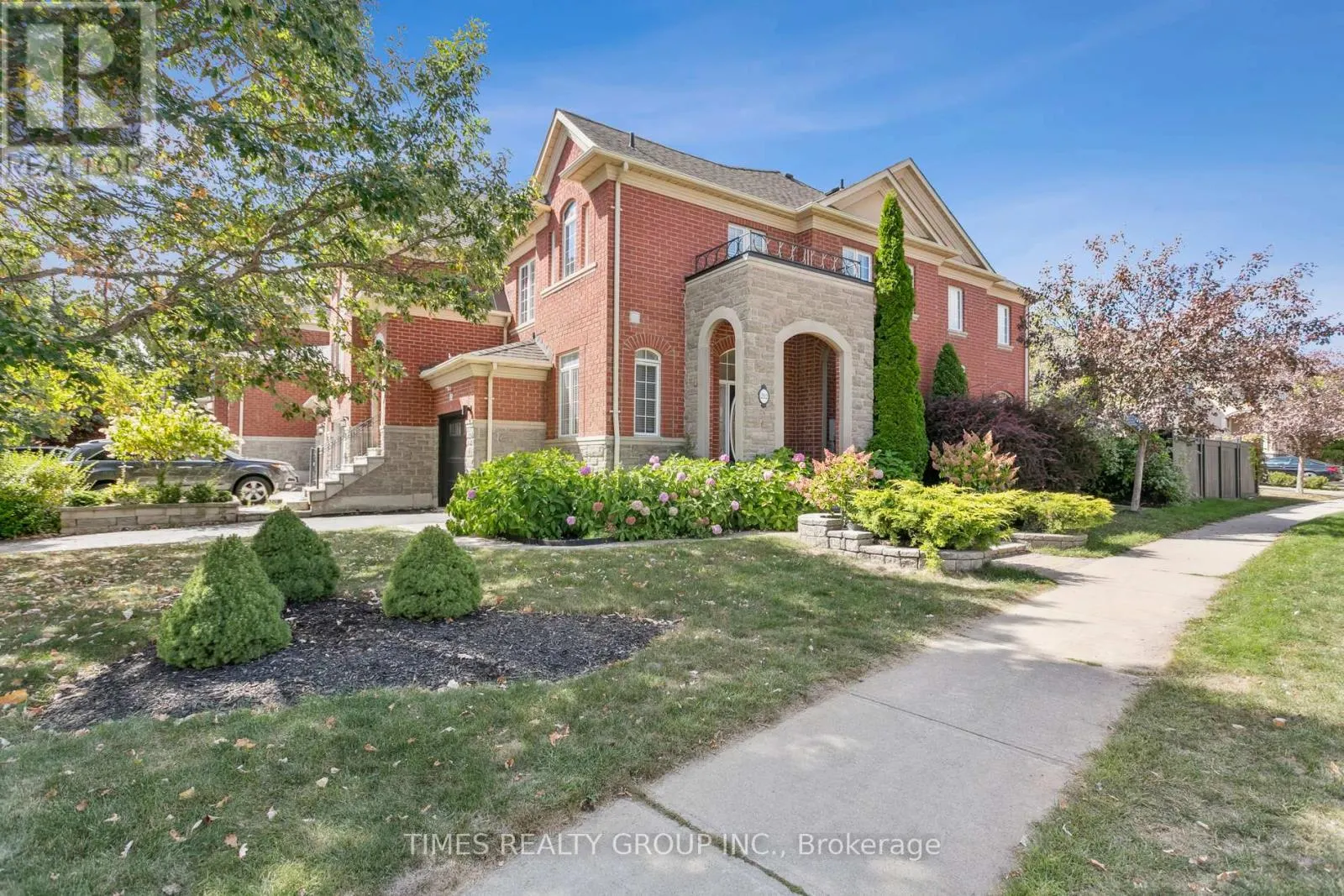 212 CREEK PATH AVENUE