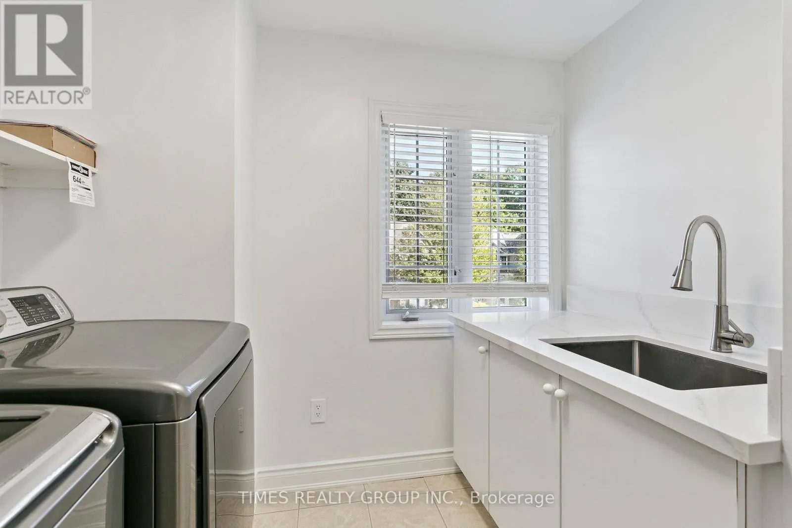 212 CREEK PATH AVENUE