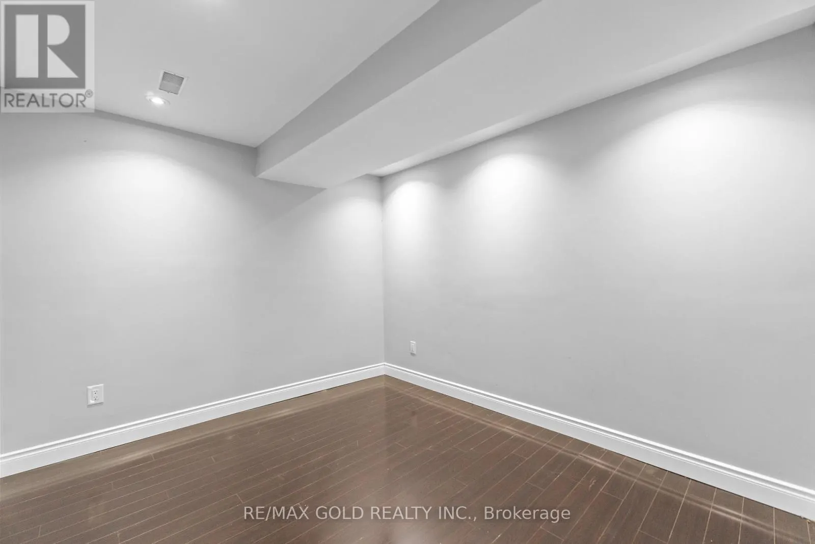 23 LYRIC ROAD