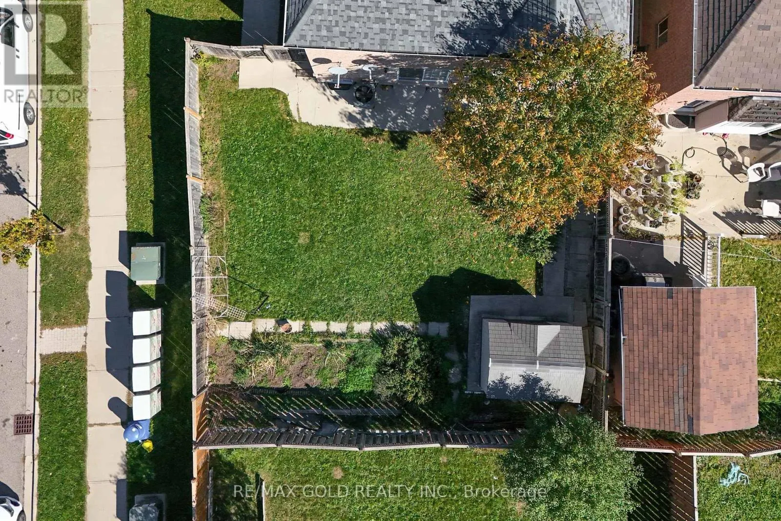 23 LYRIC ROAD