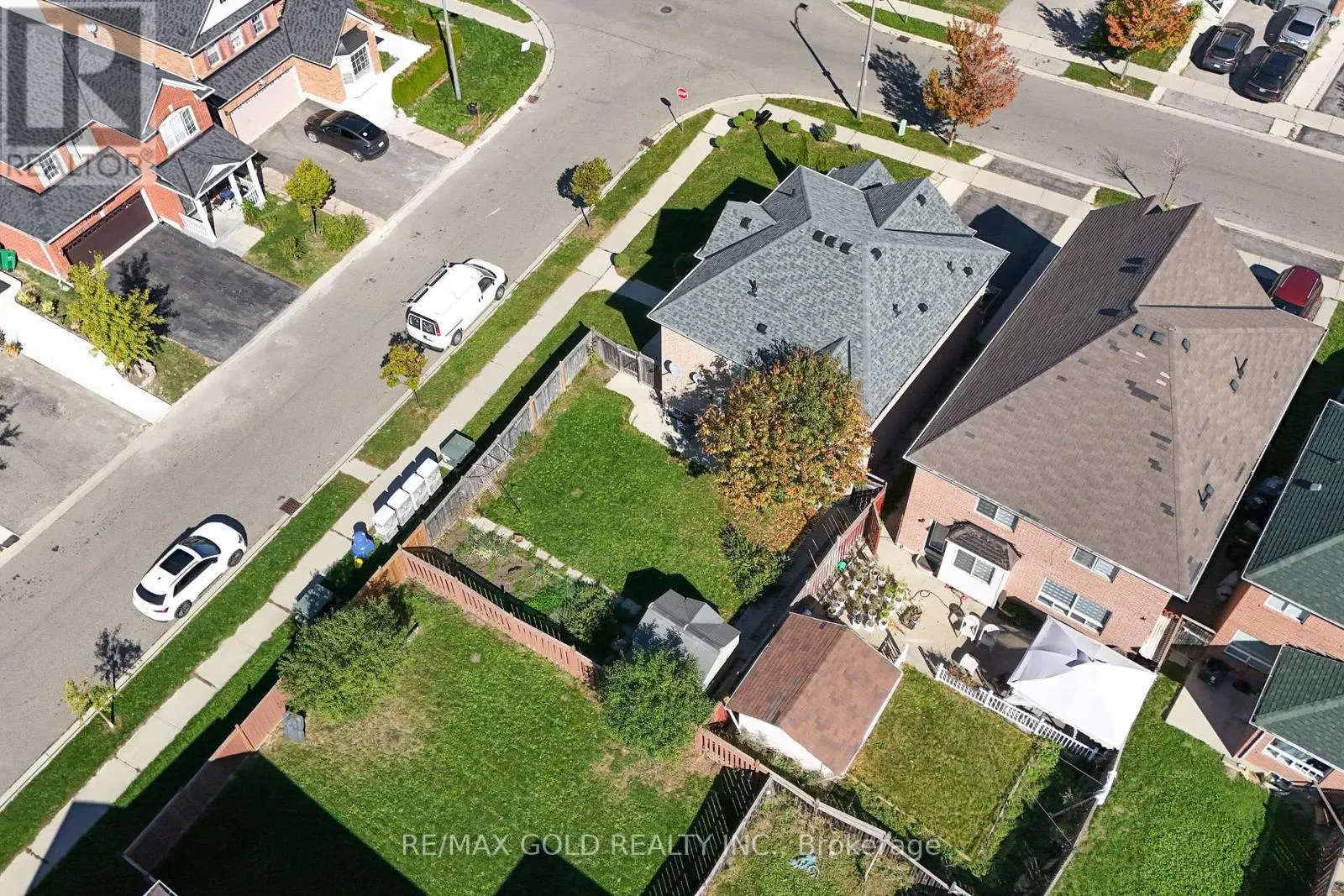 23 LYRIC ROAD