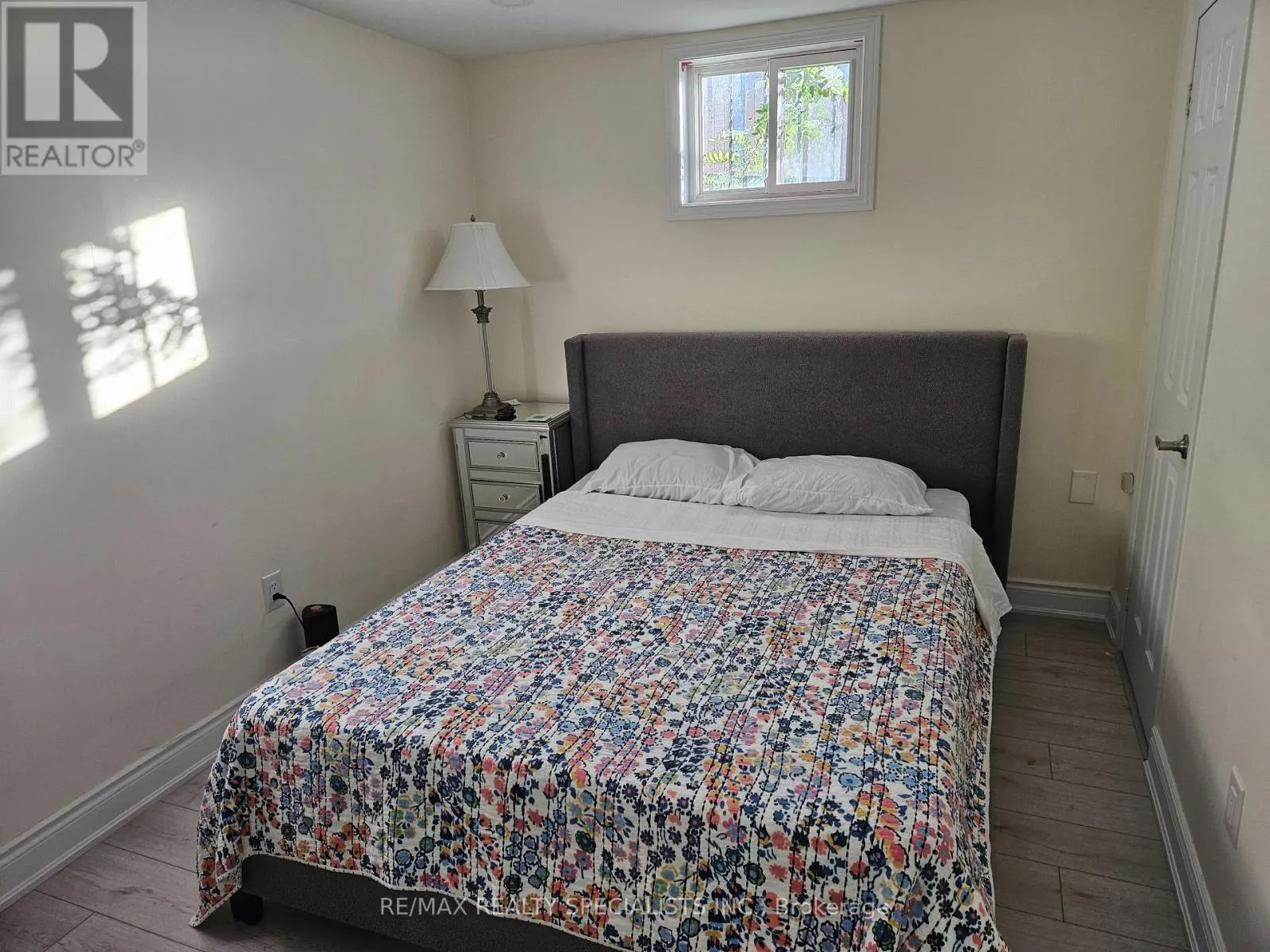 BSMT - 1460 WHITE OAKS BOULEVARD