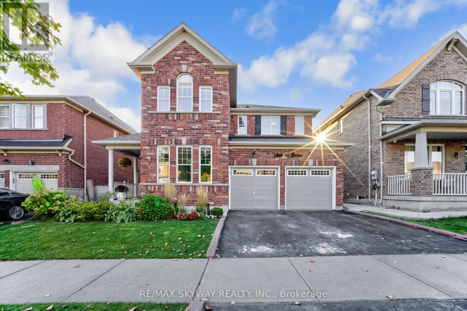 90 AYLESBURY DRIVE