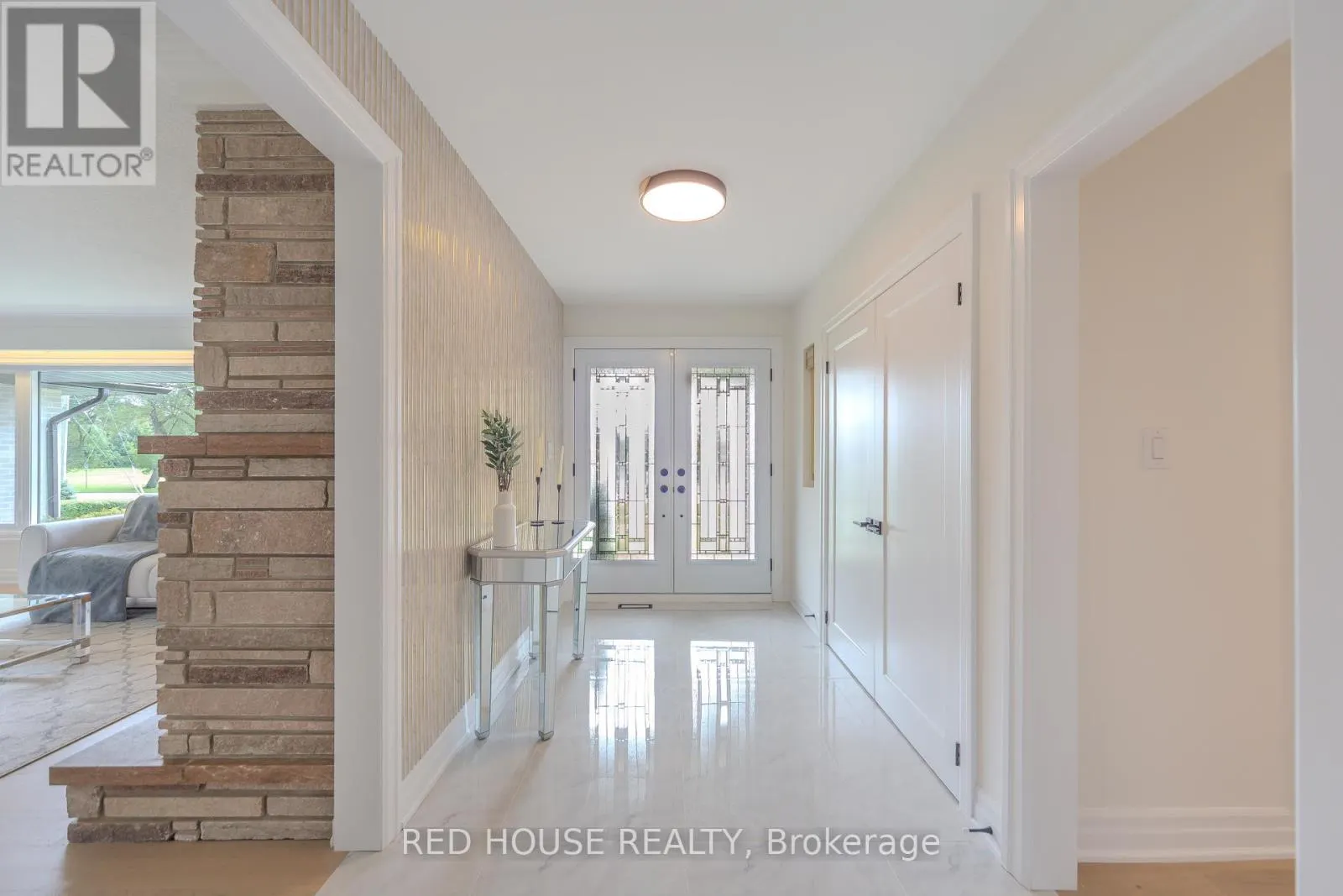 1253 MELTON DRIVE