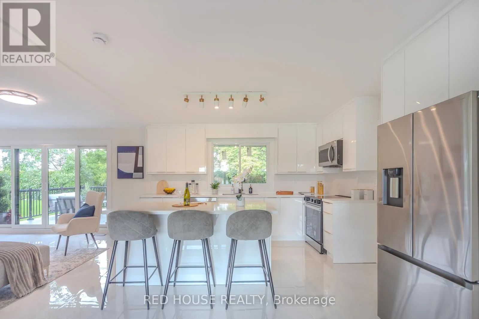 1253 MELTON DRIVE