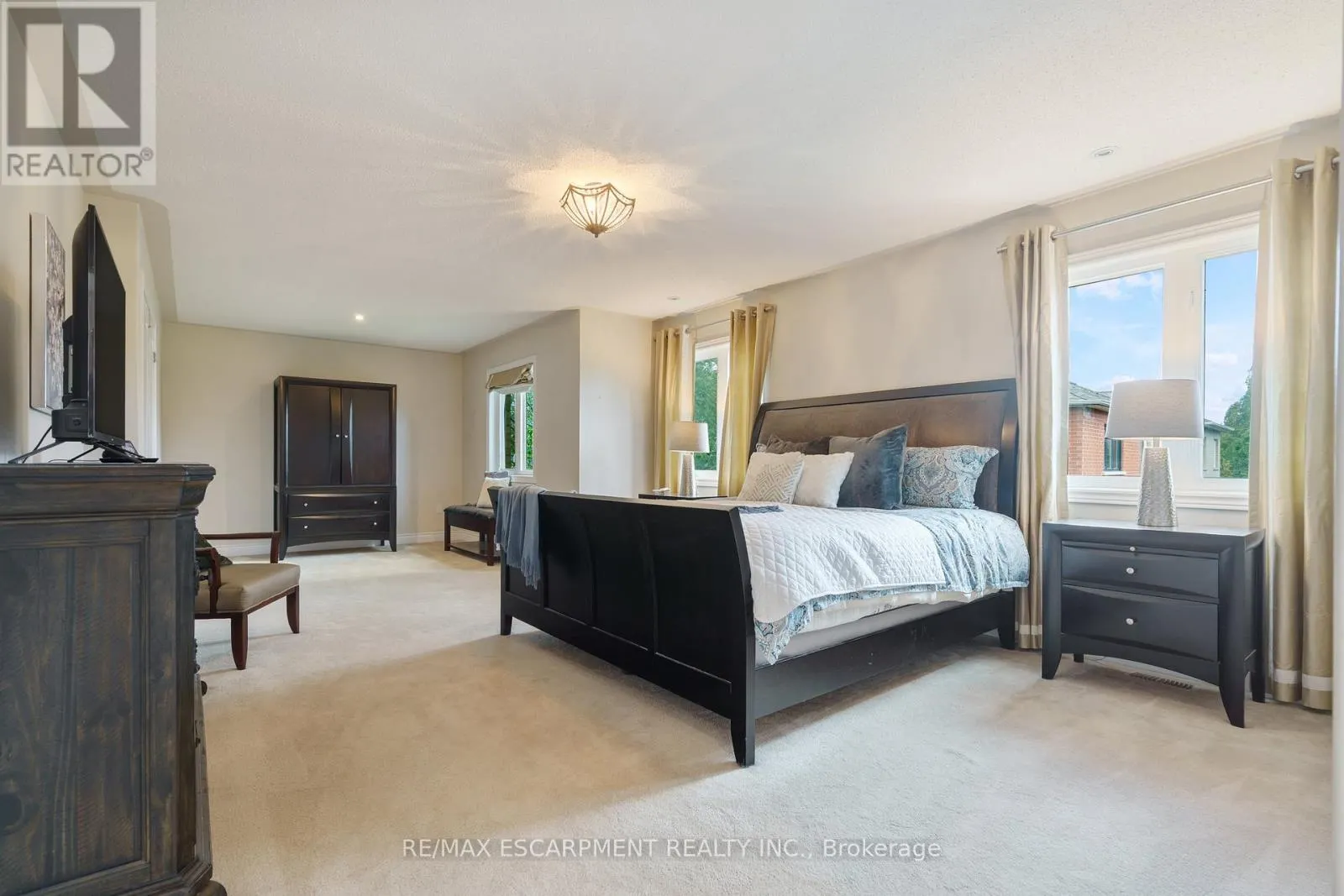 317 GREAT LAKES BOULEVARD