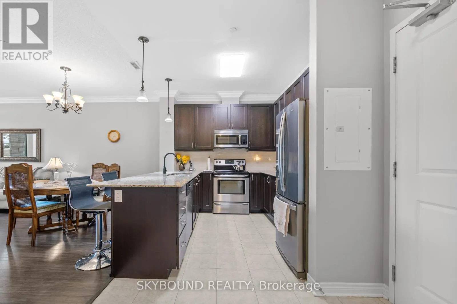 112 - 33 WHITMER STREET