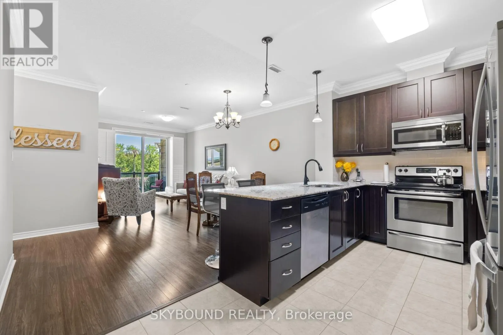 112 - 33 WHITMER STREET