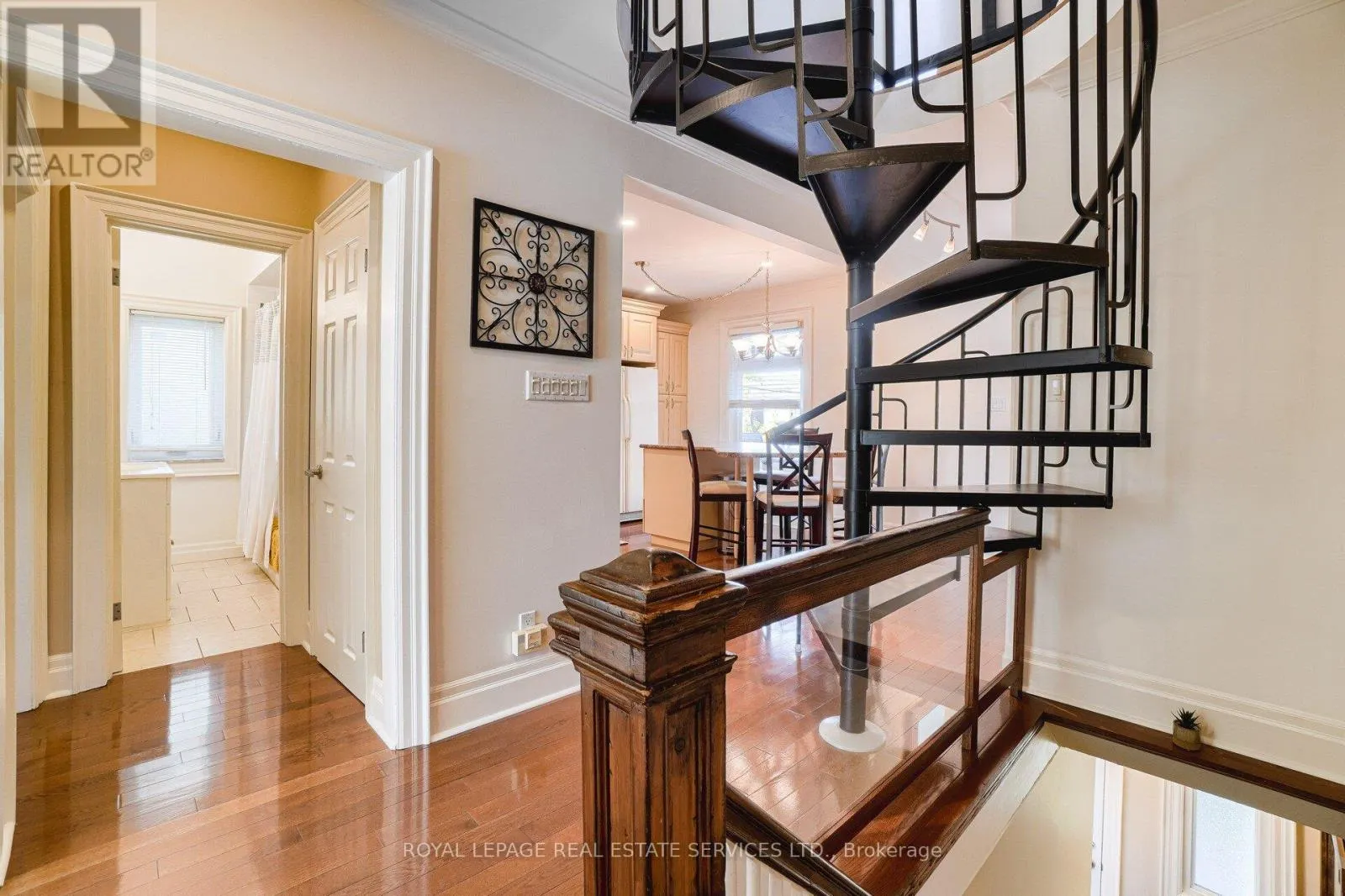UPPER - 117 ST JOHNS ROAD