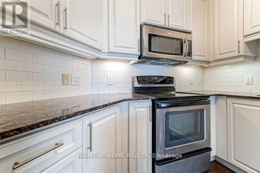 706 - 80 ABSOLUTE AVENUE