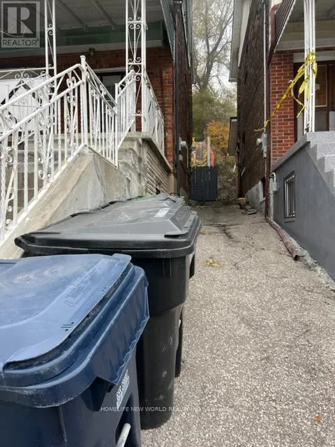 202 - 1514 DAVENPORT ROAD