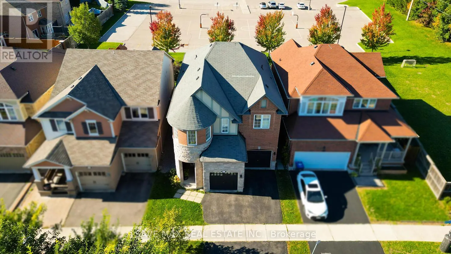 4 DONOMORE DRIVE