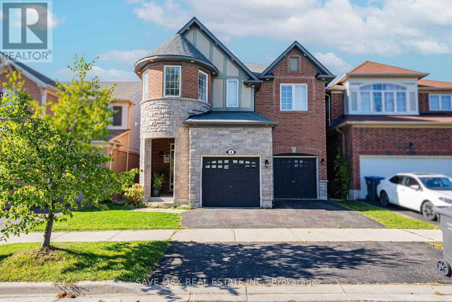 4 DONOMORE DRIVE
