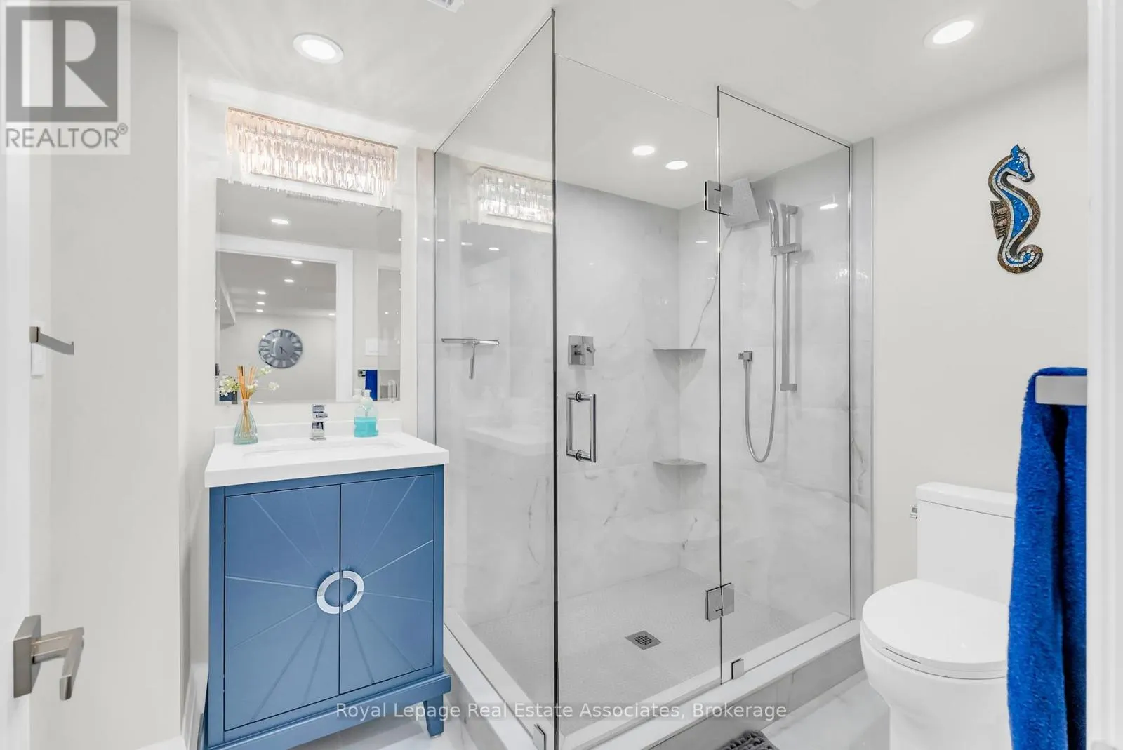 548 LEATHERLEAF DRIVE