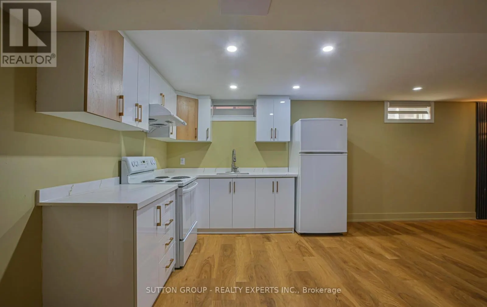 4322 SHELBY CRESCENT
