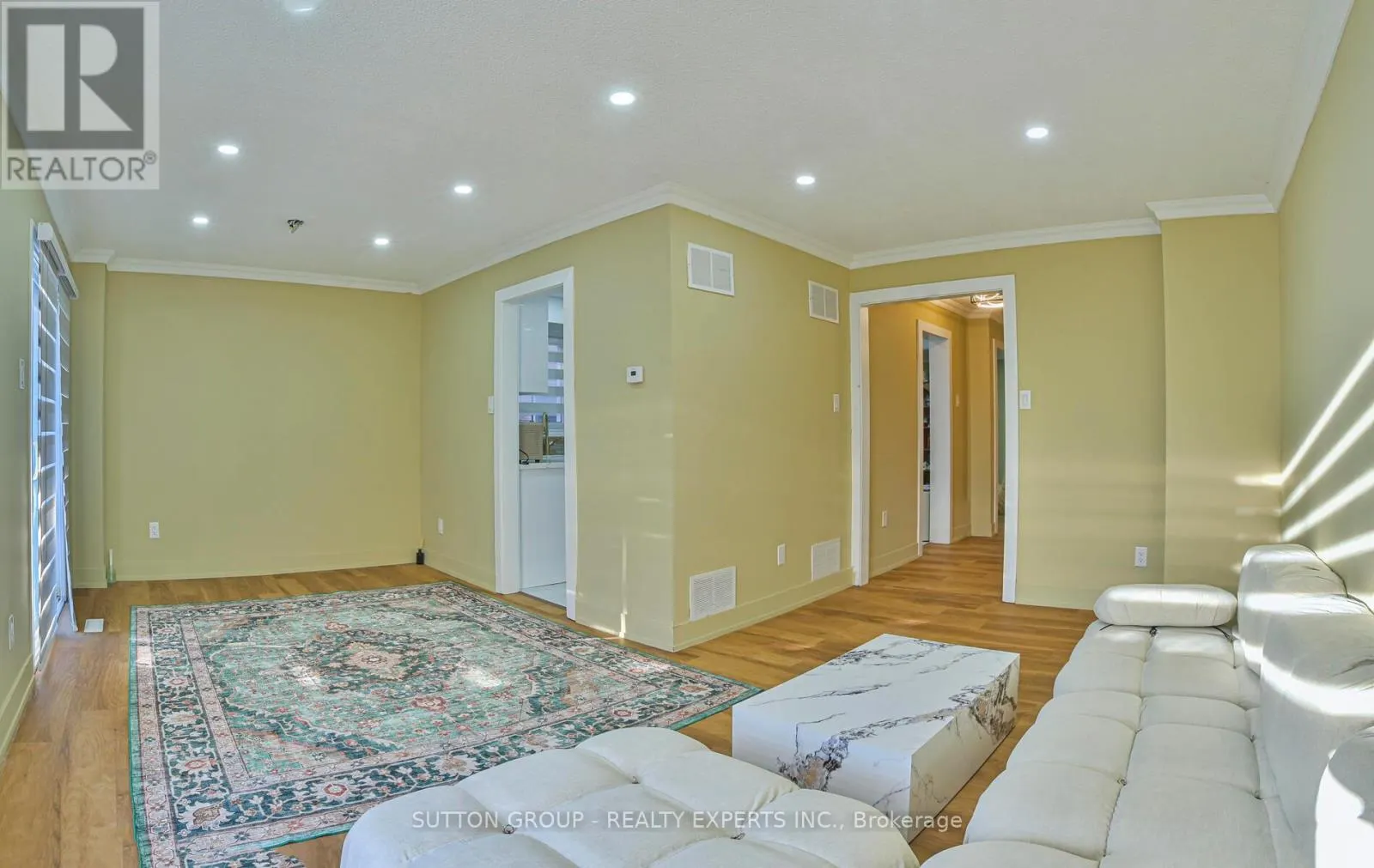 4322 SHELBY CRESCENT