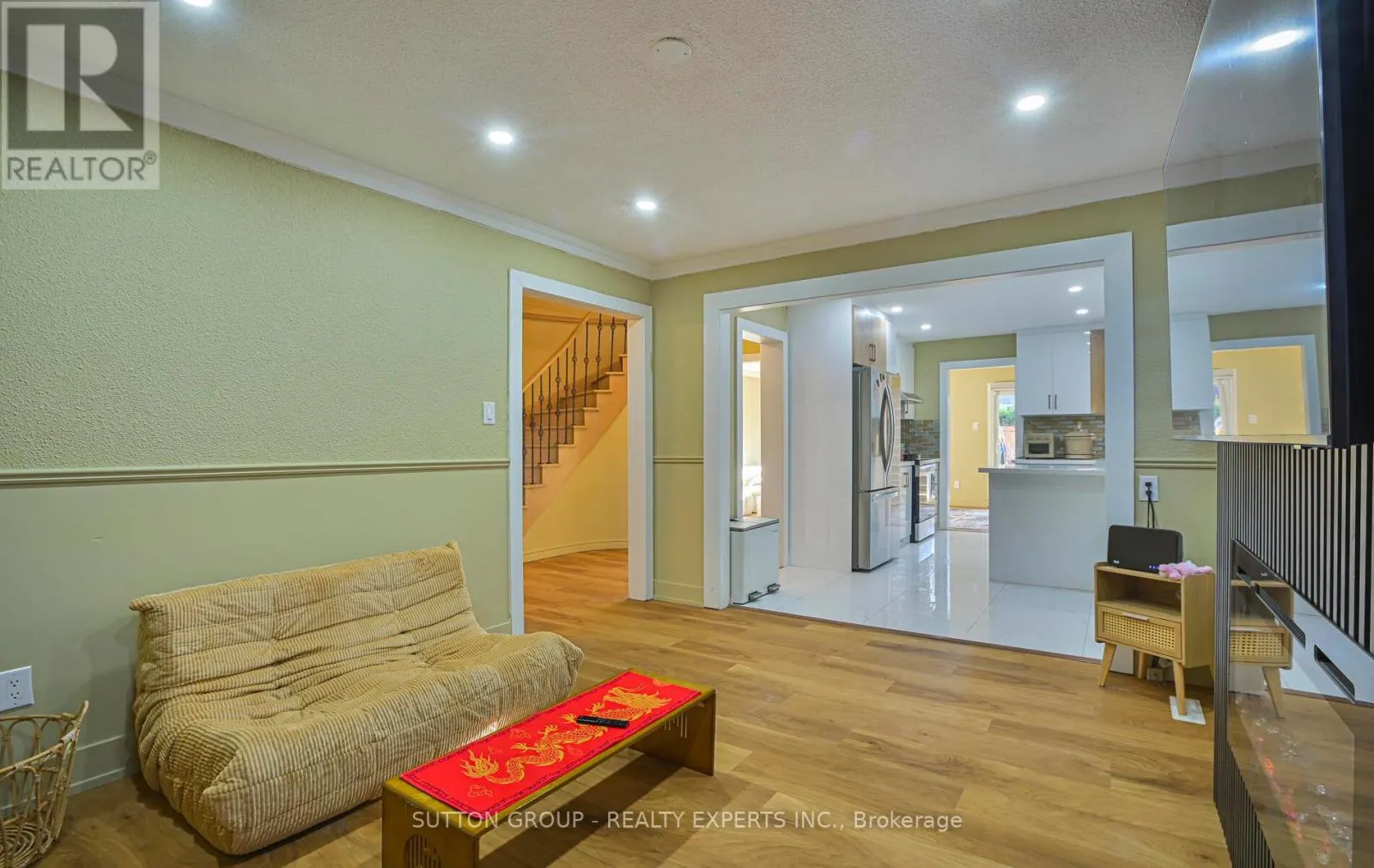 4322 SHELBY CRESCENT