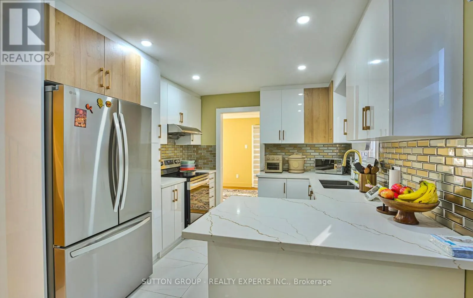 4322 SHELBY CRESCENT