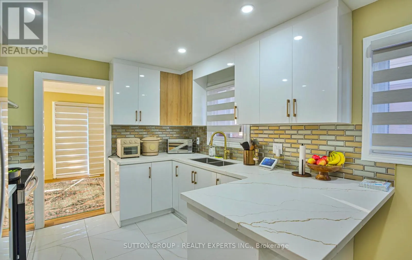 4322 SHELBY CRESCENT