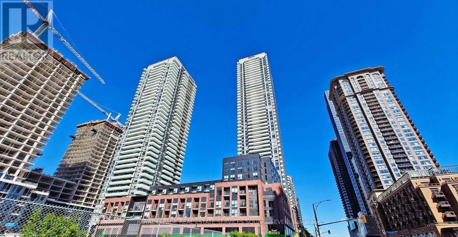4502 - 430 SQUARE ONE DRIVE