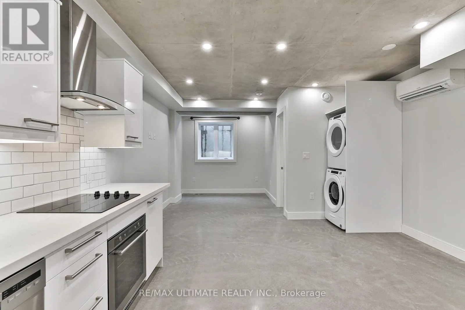 4 - 1745 KEELE STREET