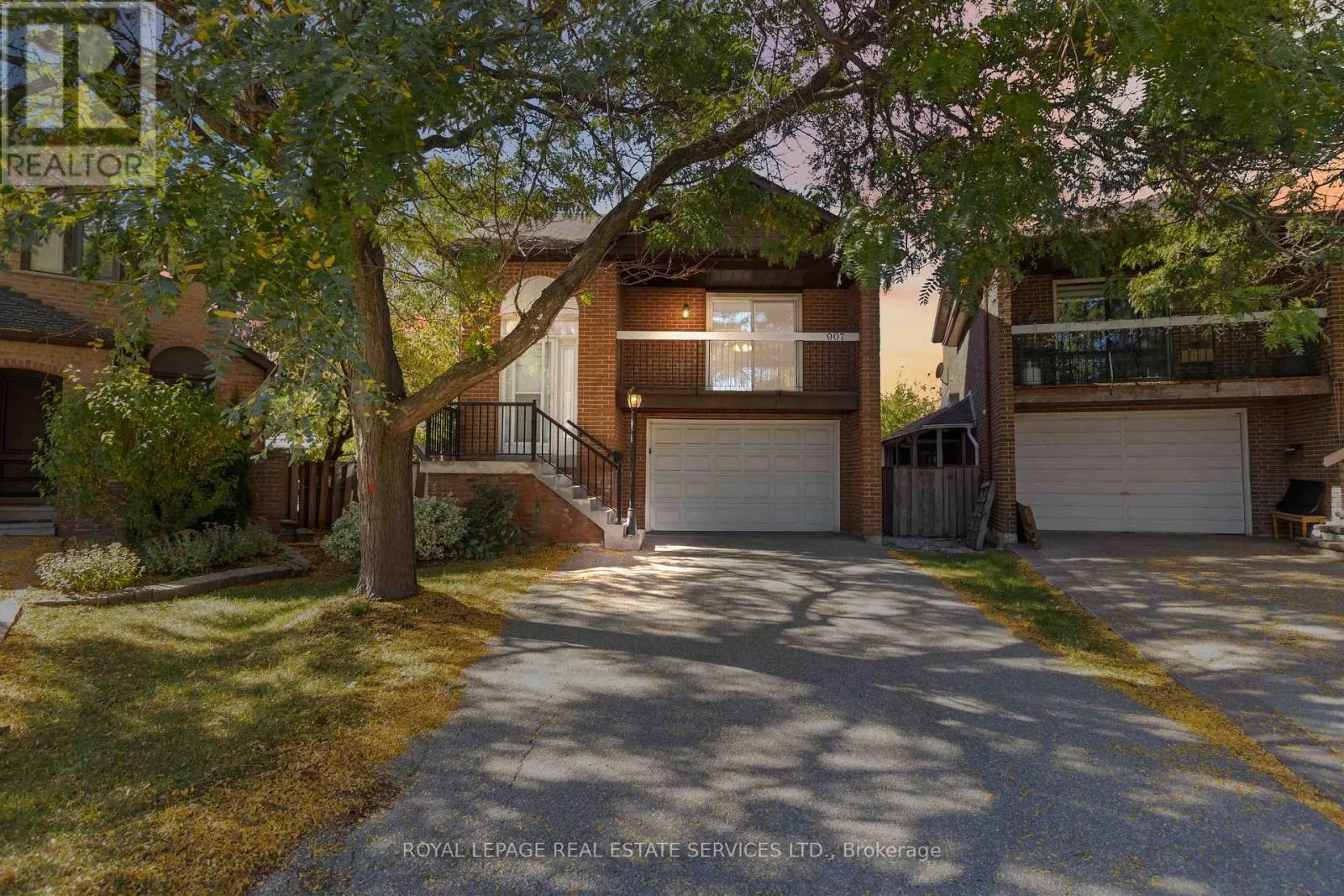 907 THISTLE DOWN CIRCLE