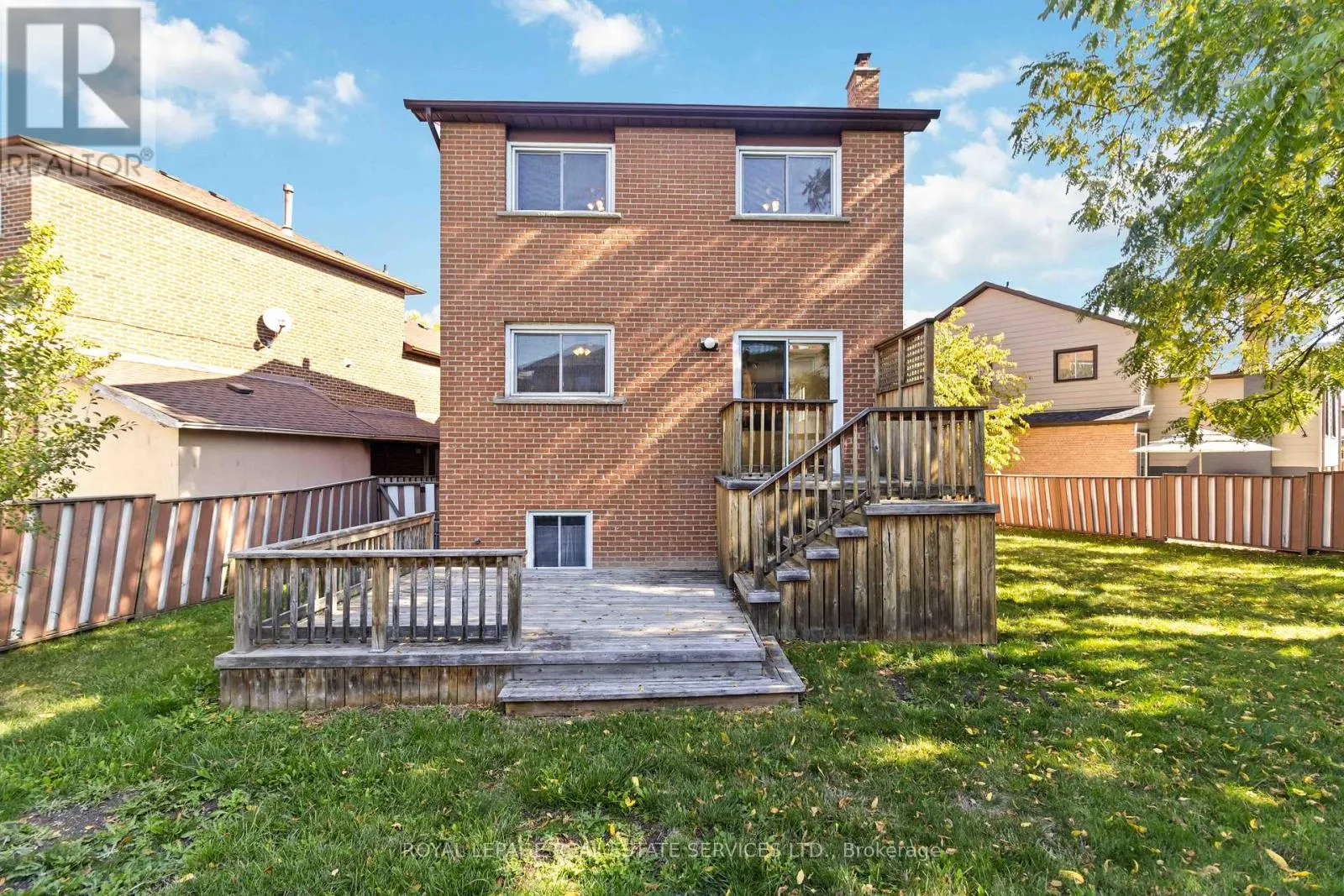 907 THISTLE DOWN CIRCLE
